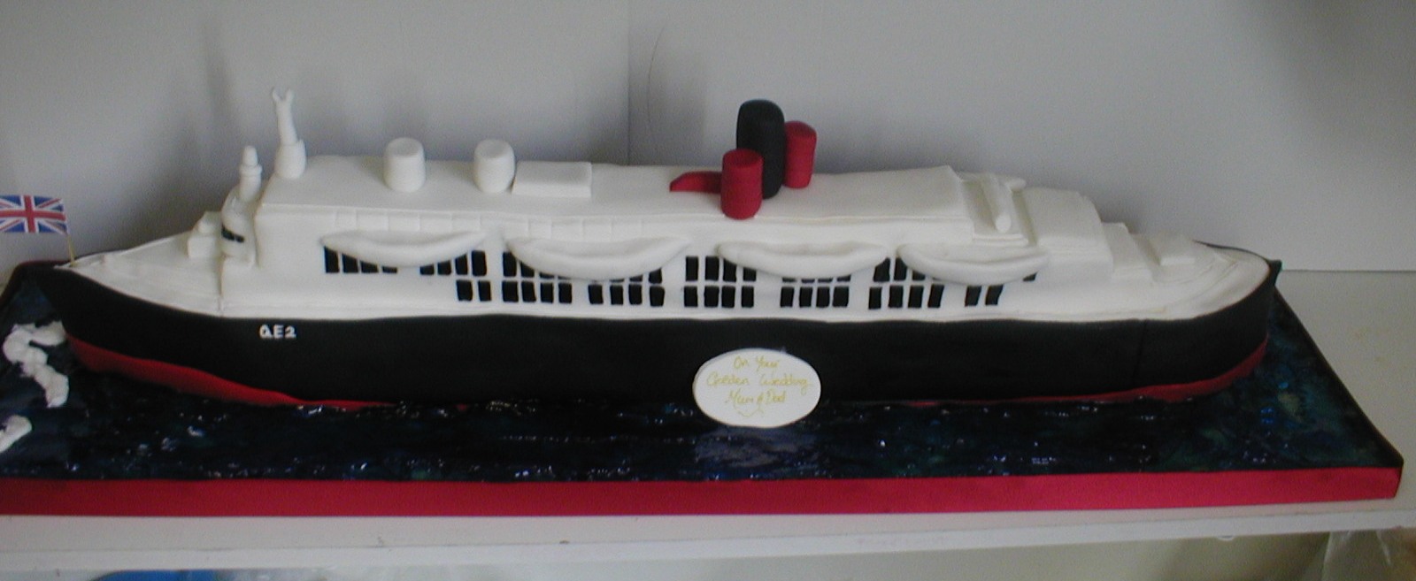 QE2